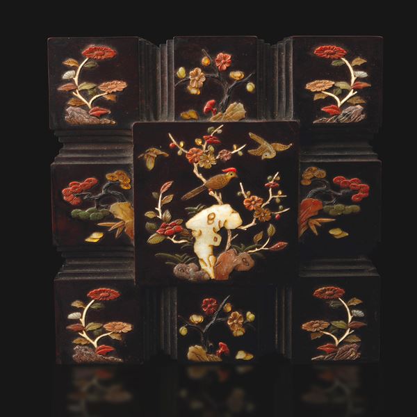 Large naturalistic wooden box with hardstone inlays depicting flowers and a bird, Japan, Meiji period (1868–1912).