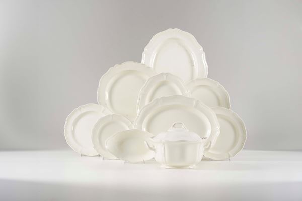 Parte di servizio di piatti "Queen shape" di Wedgwood