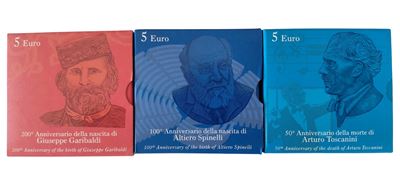 Italia, 2007, trittico di 3 monete commemorative da 5 Euro in argento 925‰ (FDC)
