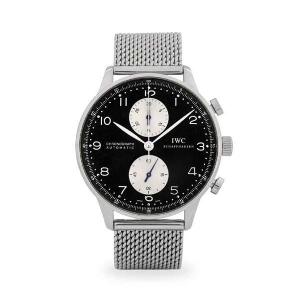 IWC - Cronografo Portoghese ref. 3714 in acciaio con tasti a pompa e bracciale milanese, quadrante nero con contatori argentè, garanzia service, circa 2000