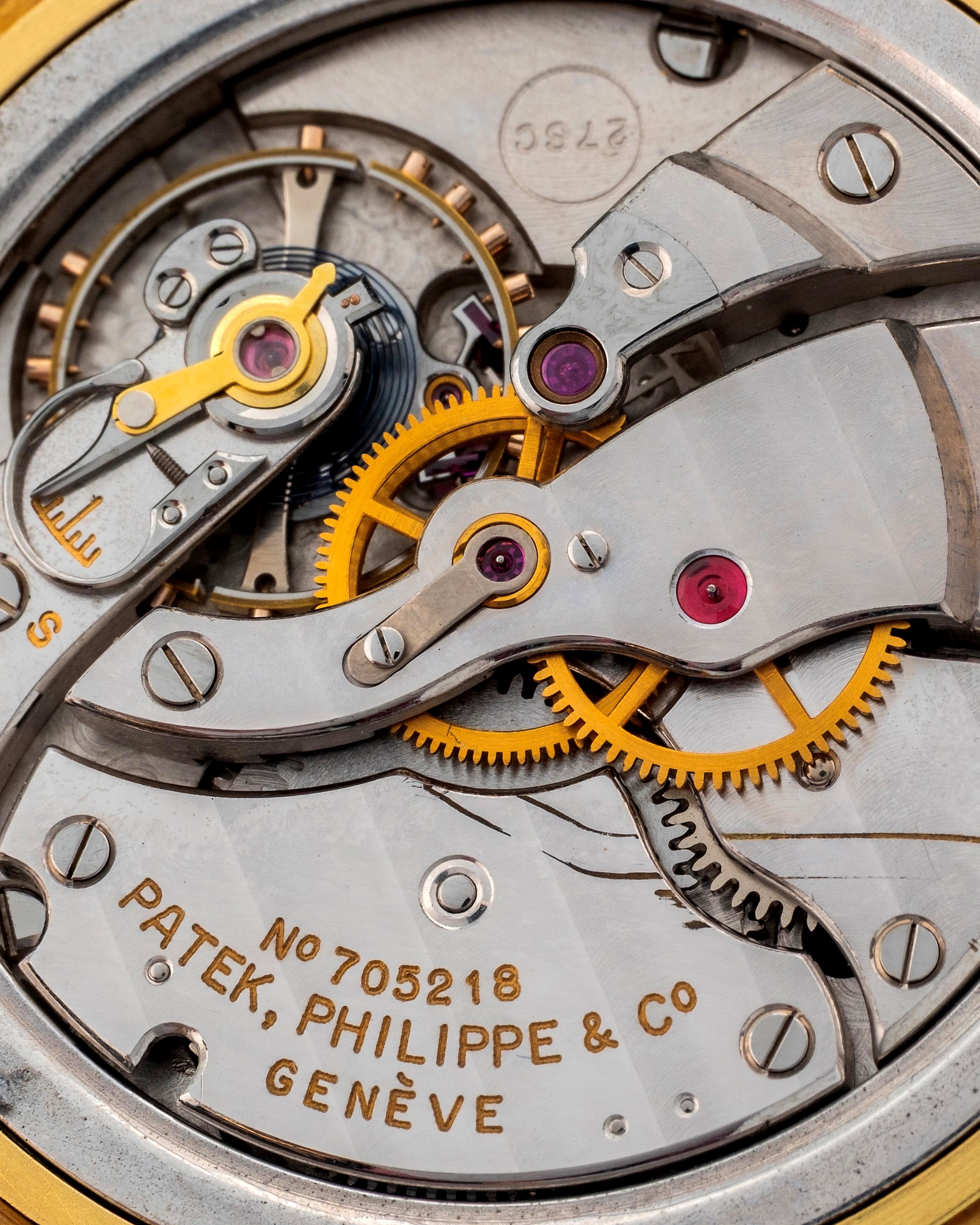 Patek Philippe - Calatrava ref. 570 in oro giallo 18k con quadrante nero lucido a specchio e diam...