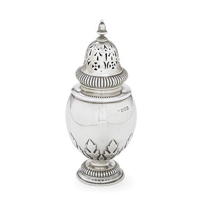 William Comyns & Sons Ltd, Spargizucchero, Londra, 1910, argento fuso sagomato e traforato