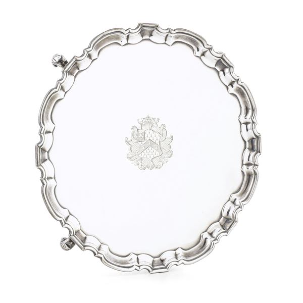 Salver. Londra, 1731. Argentiere John Tuite