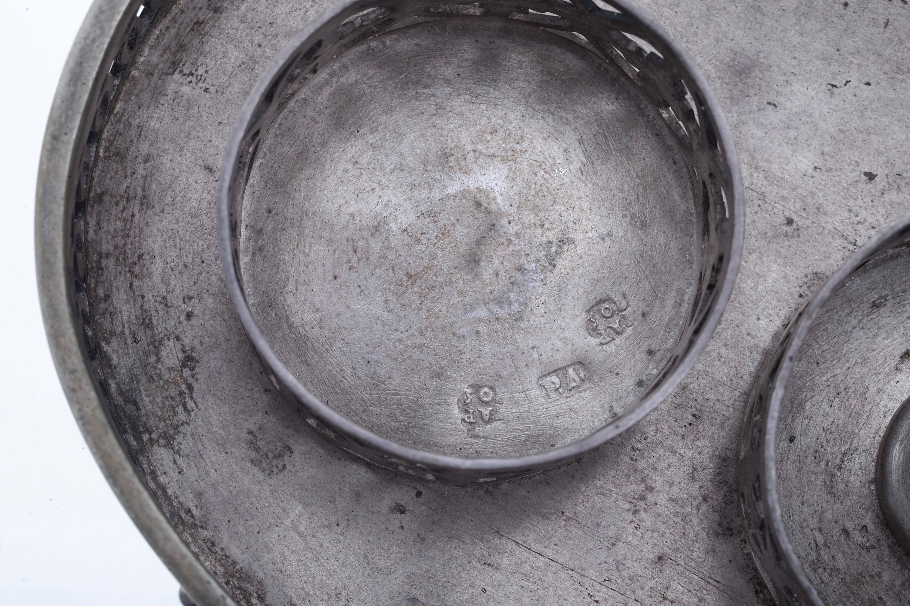 Calamaio napoletano del XIX secolo, argento fuso e sagomato