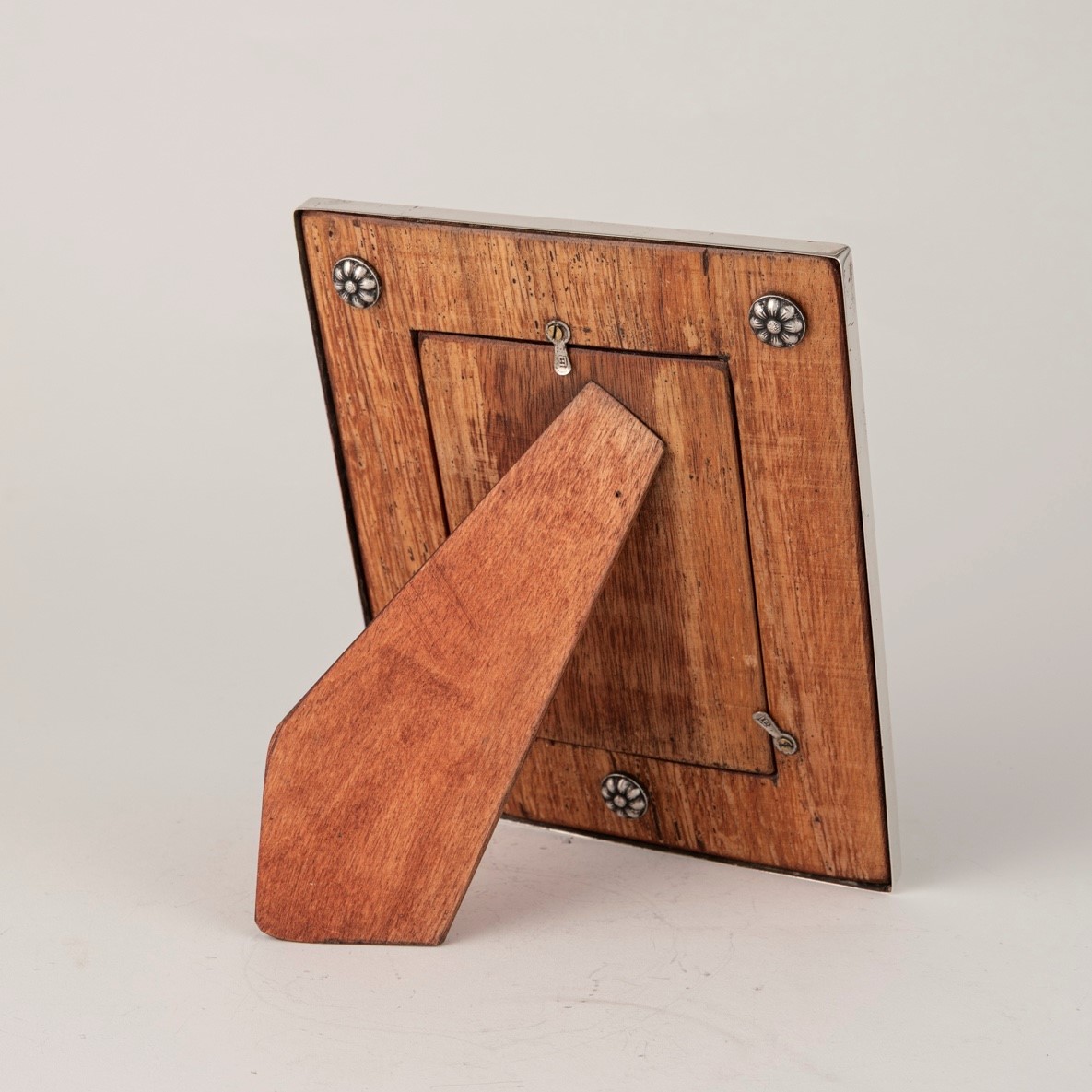 Argentiere Clementi, Porta fotografia in argento fuso e sagomato per Maison Gianmaria Buccellati,...