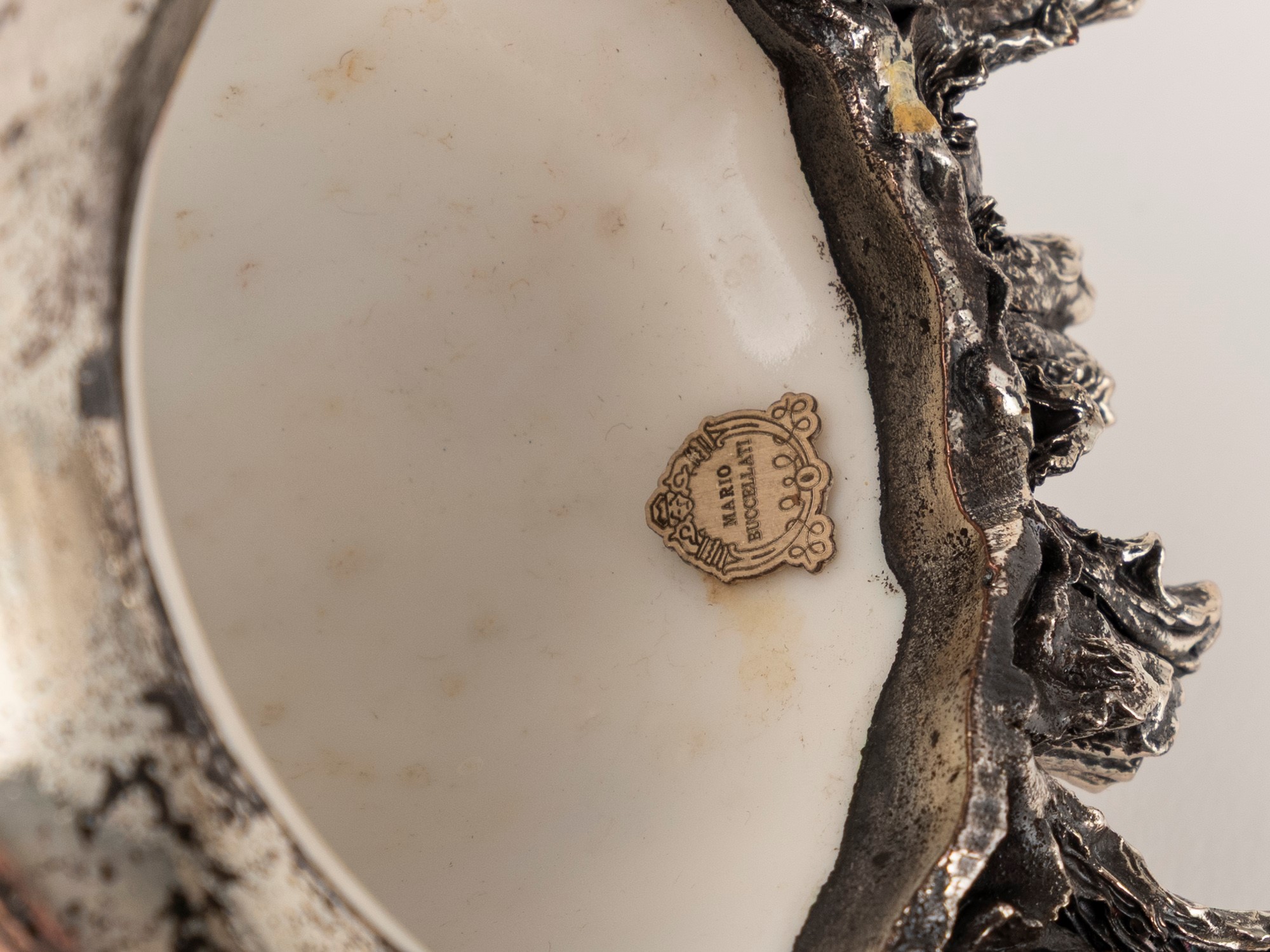Mario Buccellati, Coppia di conchiglie rivestite in argento