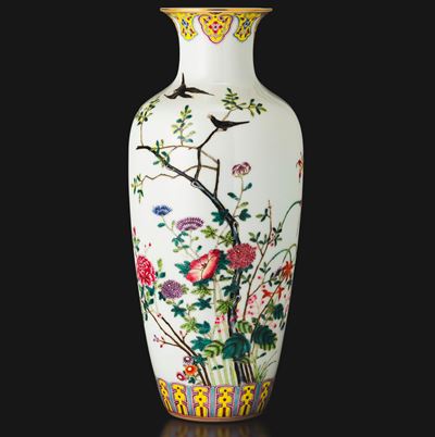 Cina, Vaso in porcellana “Famiglia Rosa” a soggetto naturalistico