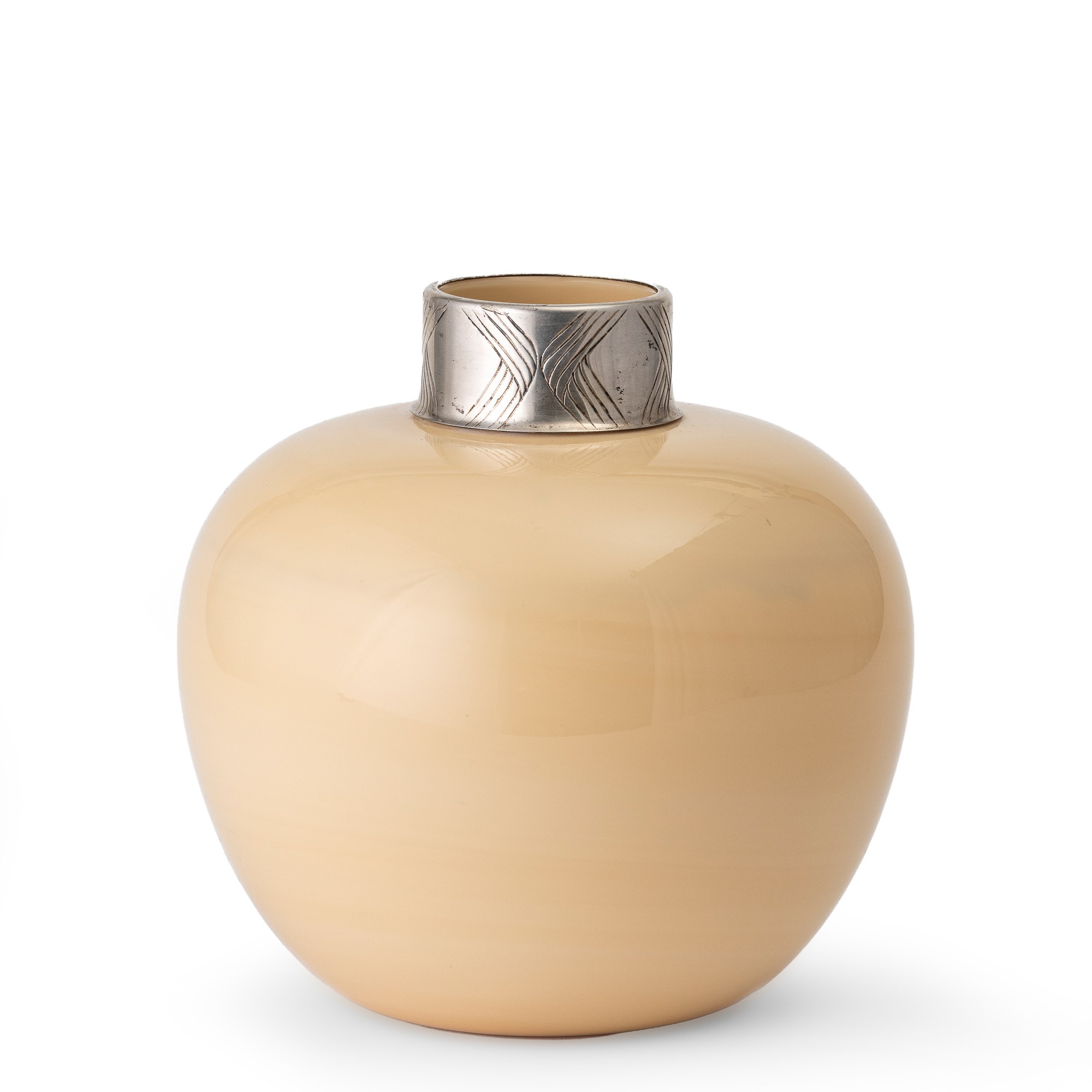 Venini, Vaso in vetro soffiato opalino avorio (Murano), 1981