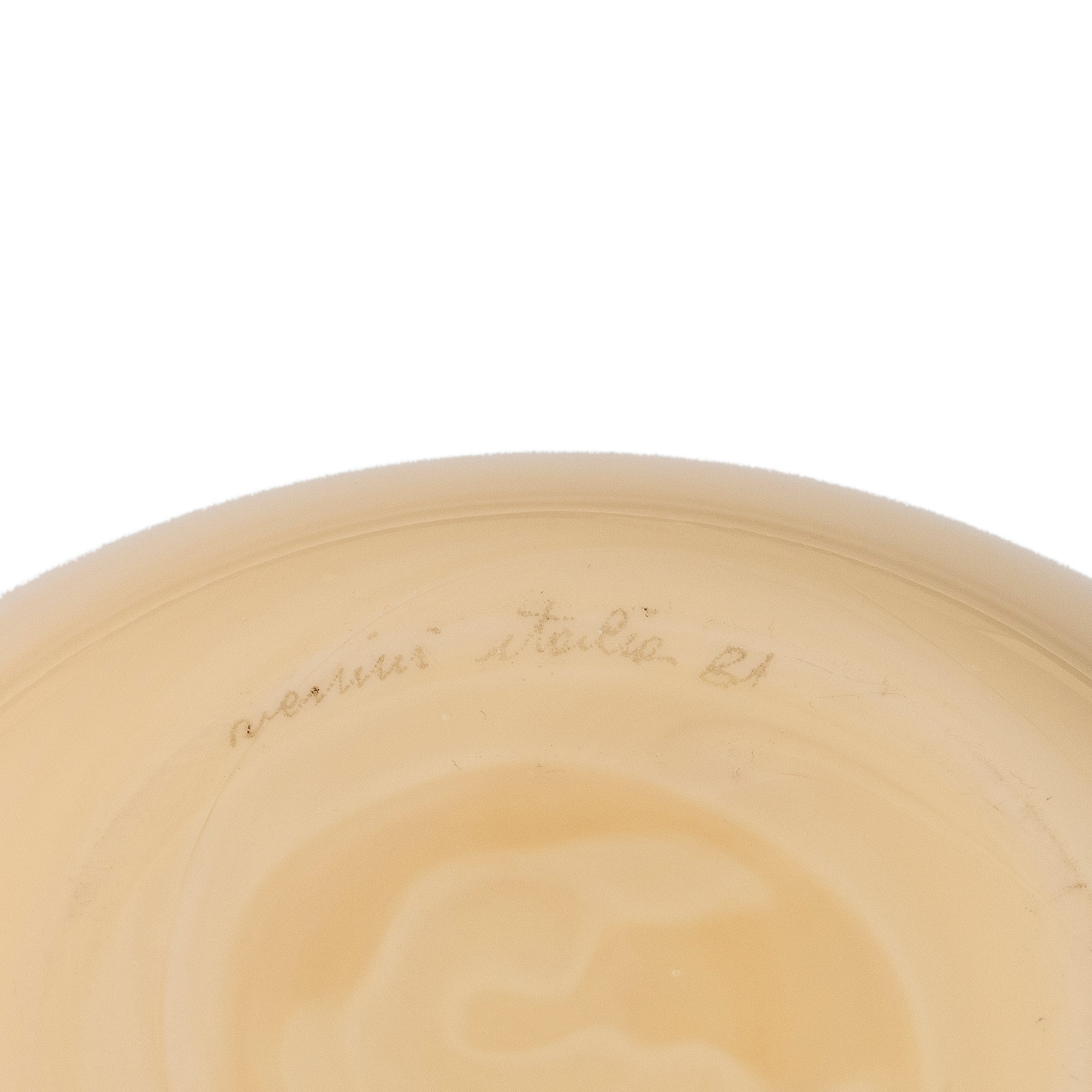 Venini, Vaso in vetro soffiato opalino avorio (Murano), 1981