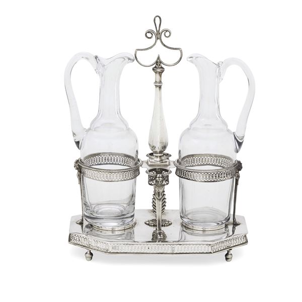 Oliera. Parigi, 1794-1797. Marchio dell'argentiere non identificato