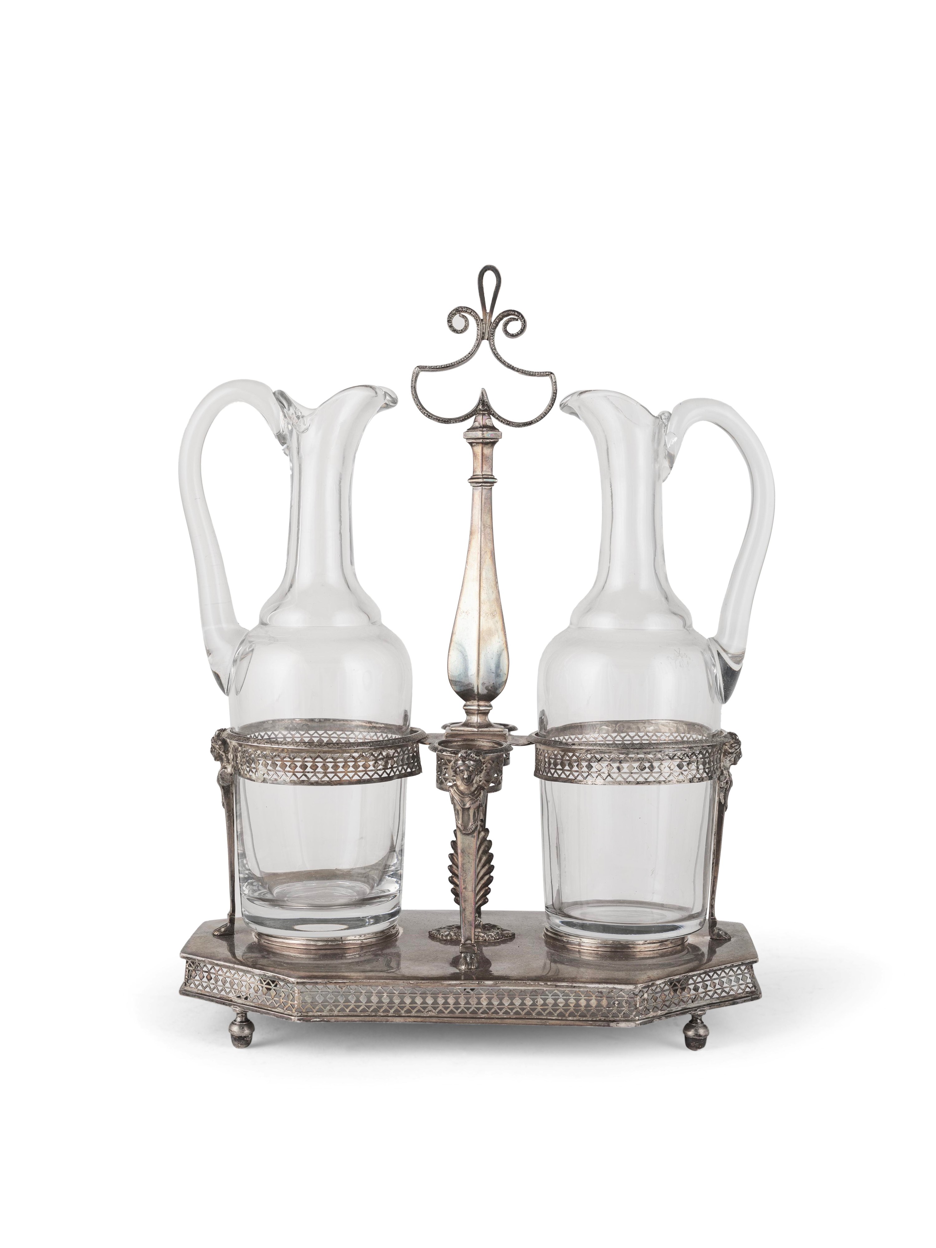 Parigi, Oliera, argento primo titolo fuso, sbalzato e traforato (1794-1797)