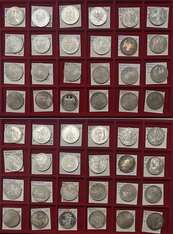 GERMANIA FEDERALE. Lotto di ventiquattro monete da dieci marchi commemorative in argento.