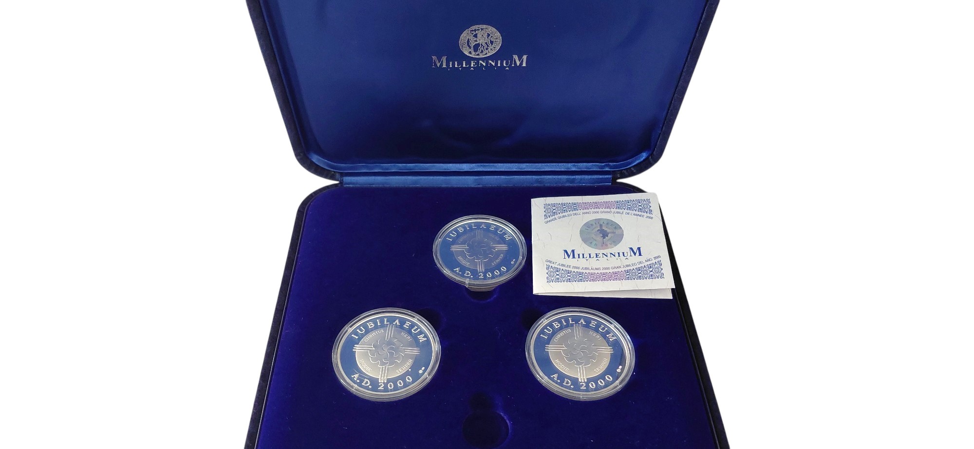 Vaticano, 2000 — Trittico di medaglie in argento (Ag. 900‰), “Giubileo 2000”