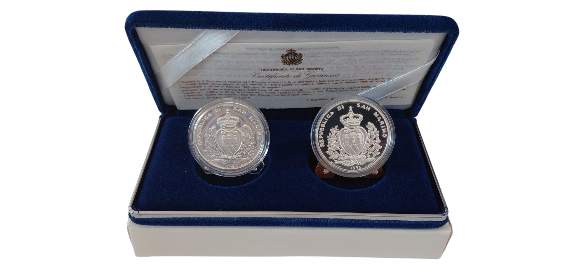 San Marino, 1996, cofanetto con 2 monete in argento fondo specchio (proof) da Lire 5.000 e Lire 1...
