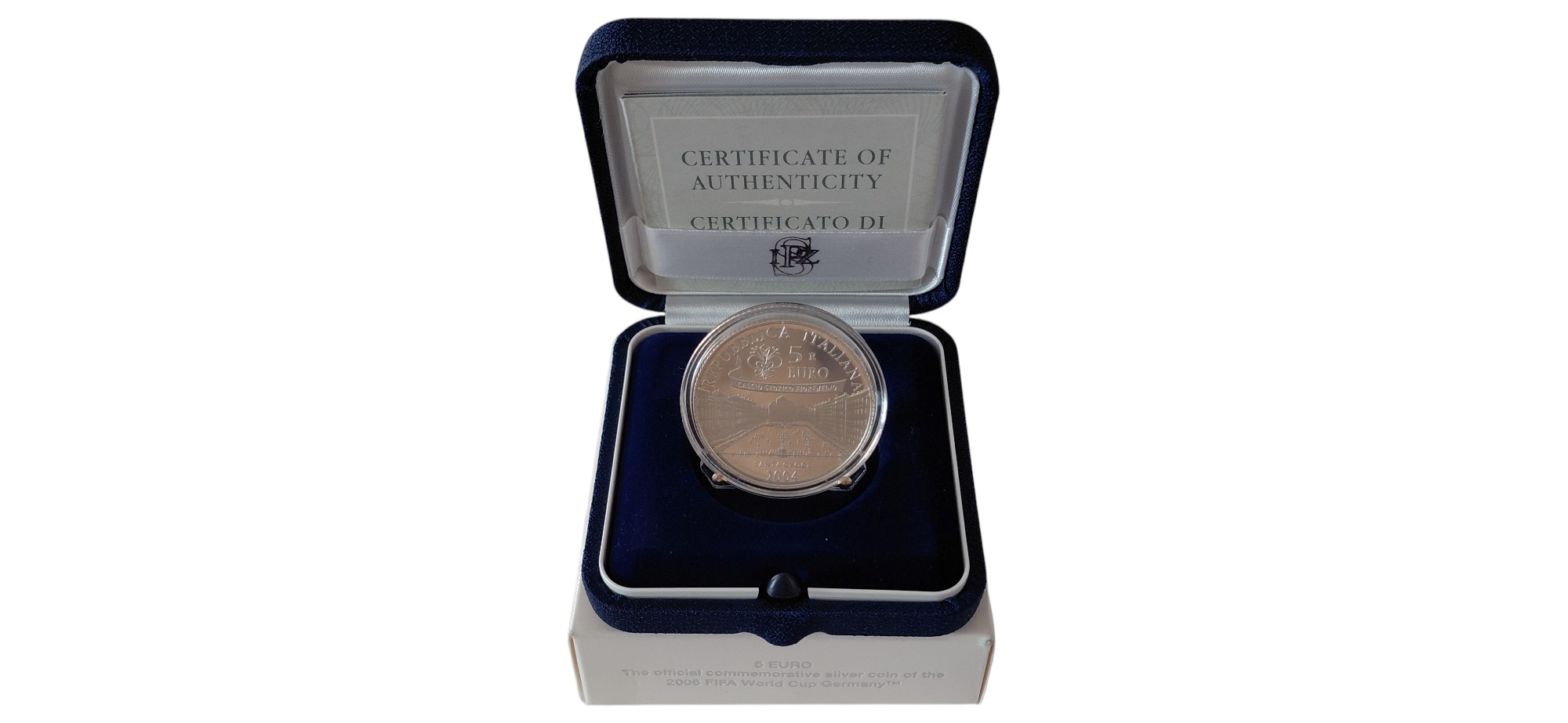 Italia, 2004, Moneta da cinque euro in argento 925‰, Fondo Specchio (Proof - PP) “Mondiali di Cal...