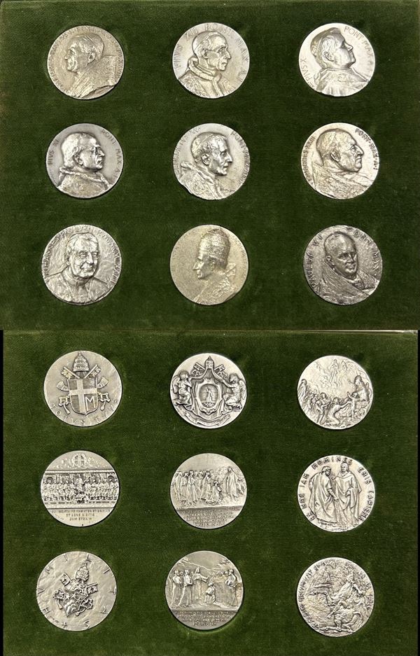 VATICANO. Lotto di nove medaglie in argento.