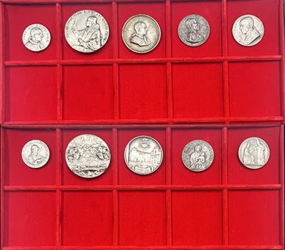 Vaticano, Pio XII, Lotto di cinque medaglie (1939-1958)