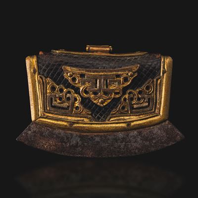 Accendino in bonzo, maschera taotie con decori geometrici, Tibet, XVIII secolo