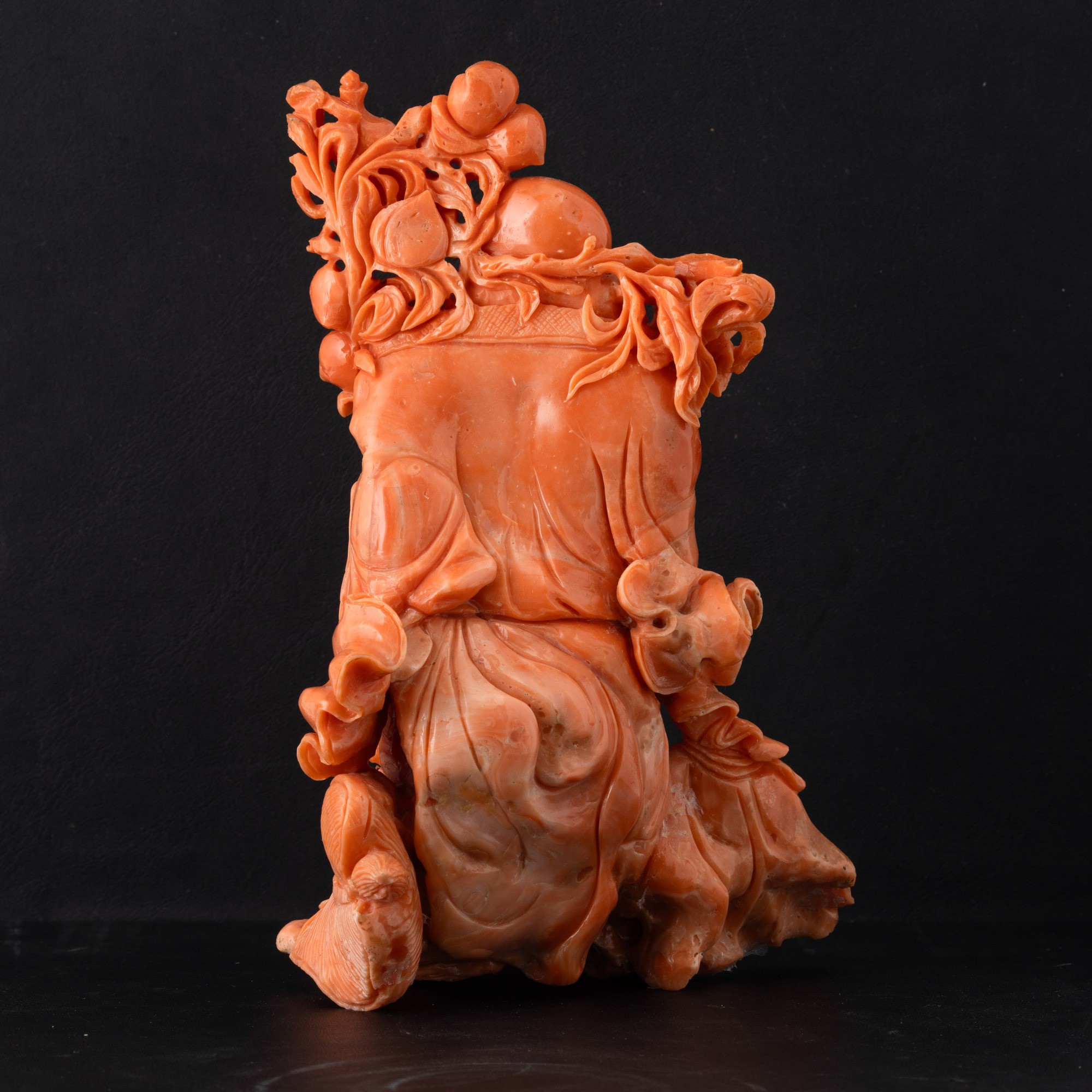 Figura di Budai in corallo, Cina, Dinastia Qing, XIX secolo