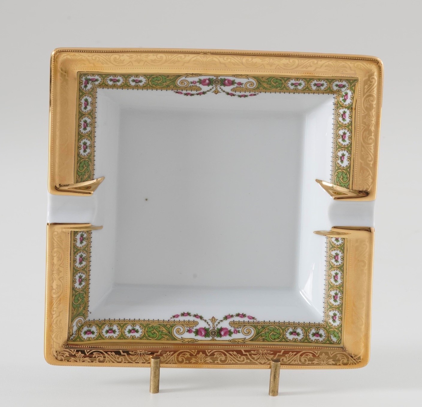 Cador France, Posacenere in porcellana, Limoges, XX secolo