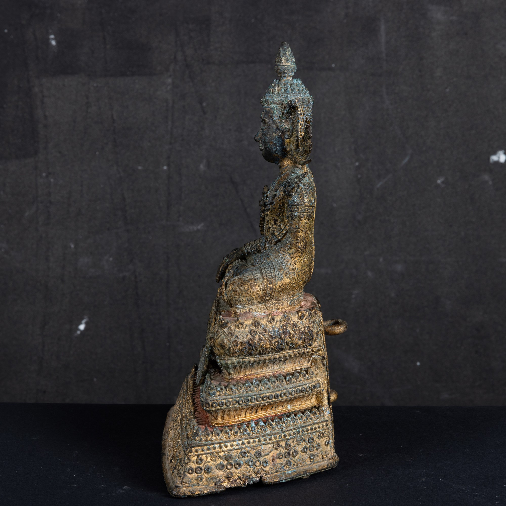 Buddha Sakyamuni, Figura in bronzo, Tibet, XIX secolo