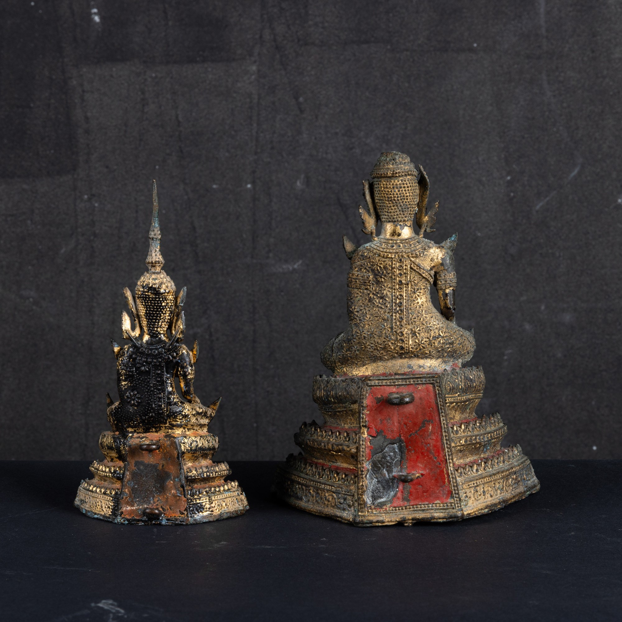 Doppia raffigurazione di Buddha, Bronzo con tracce di doratura, Thailandia, XIX secolo