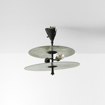 Lampada a sospensione, struttura in ottone con diffusore in vetro satinato