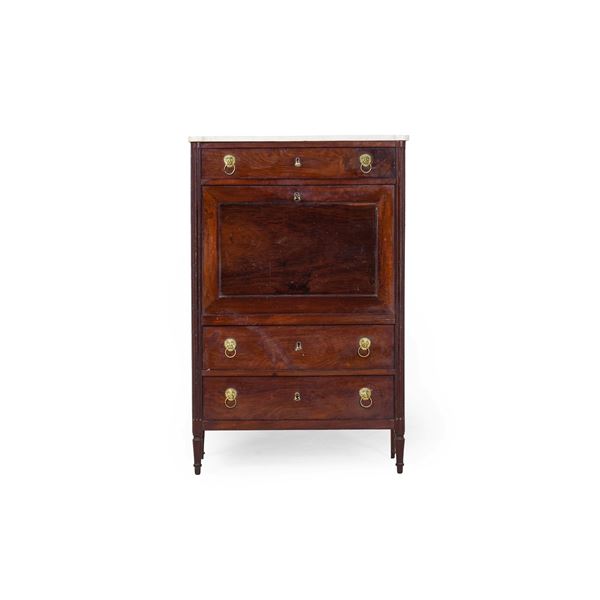 Secretaire lastronato in mogano. XIX secolo