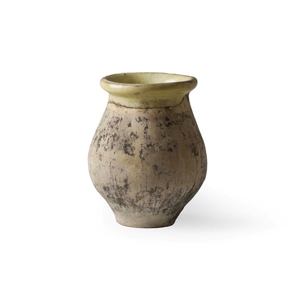 Piccolo orcio in ceramica in parte invetriata, secolo XIX