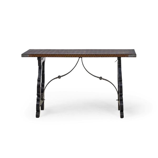 Tavolo fratino in legno. XVII secolo