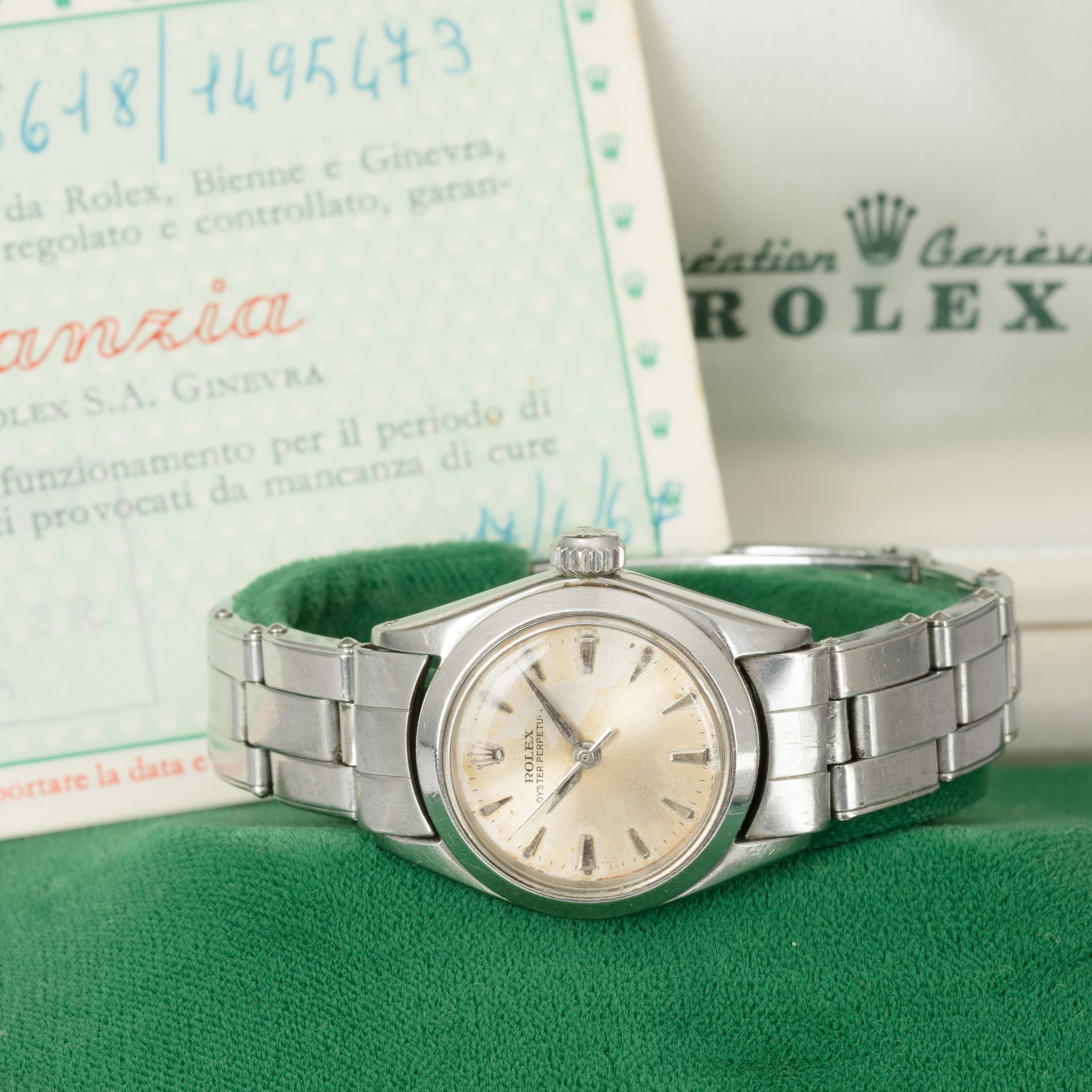 Rolex - Oyster Perpetual ref. 6618 in acciaio, quadrante silver virato, carica automatica (25 mm)