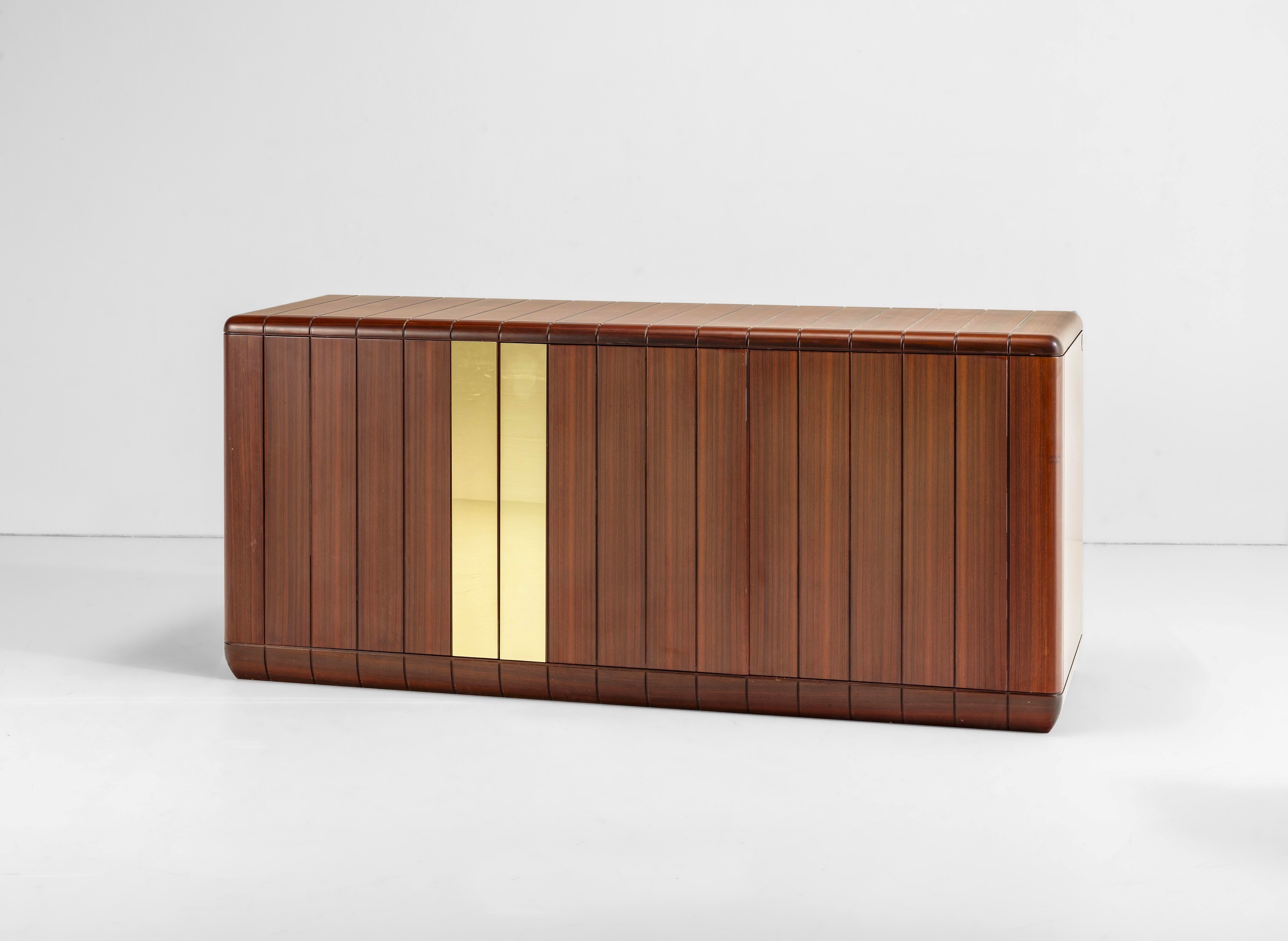Luciano Frigerio - Mobile contenitore mod. “Perla”