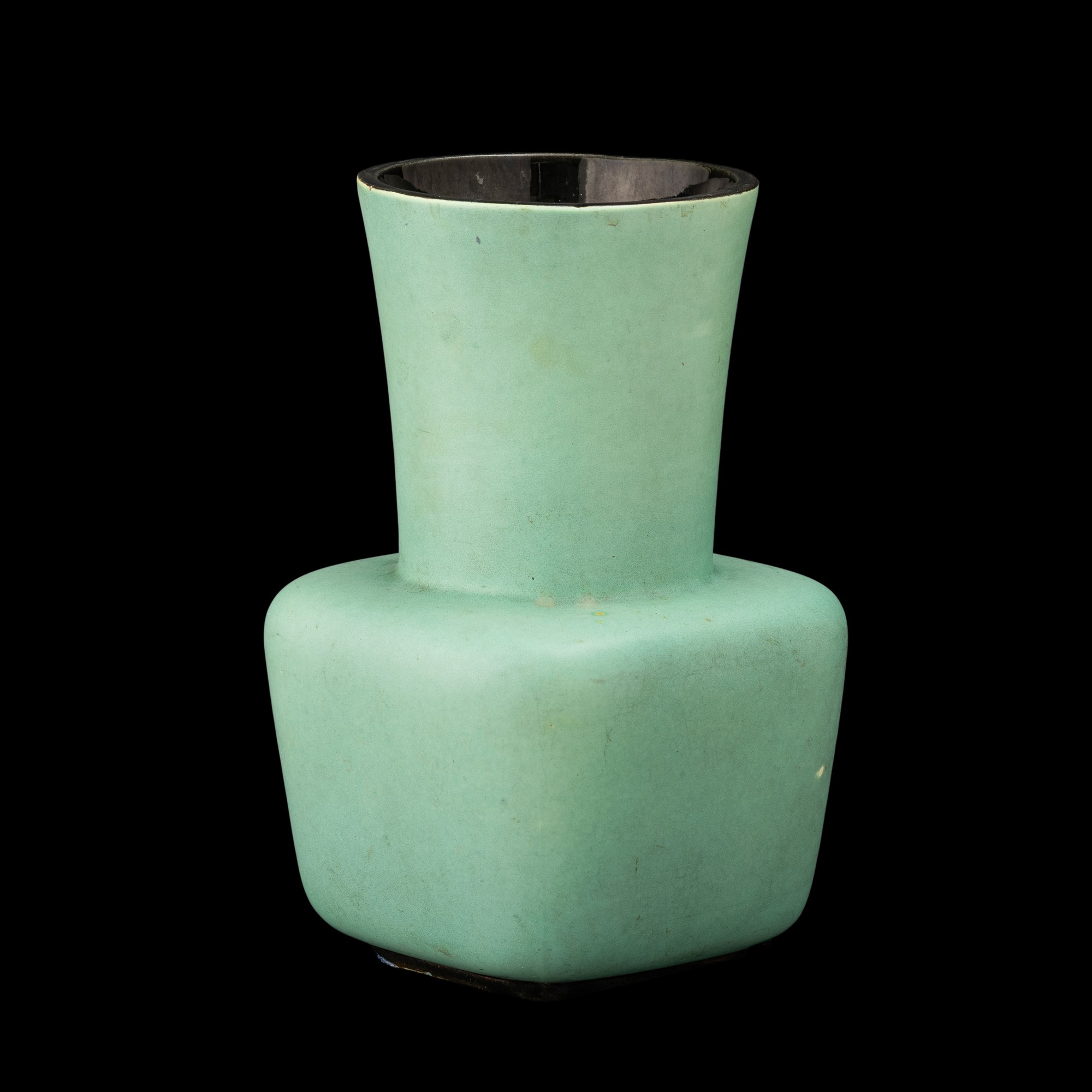 Giovanni Gariboldi - Vaso San Cristoforo (Milano), terraglia smaltata, 1940 ca