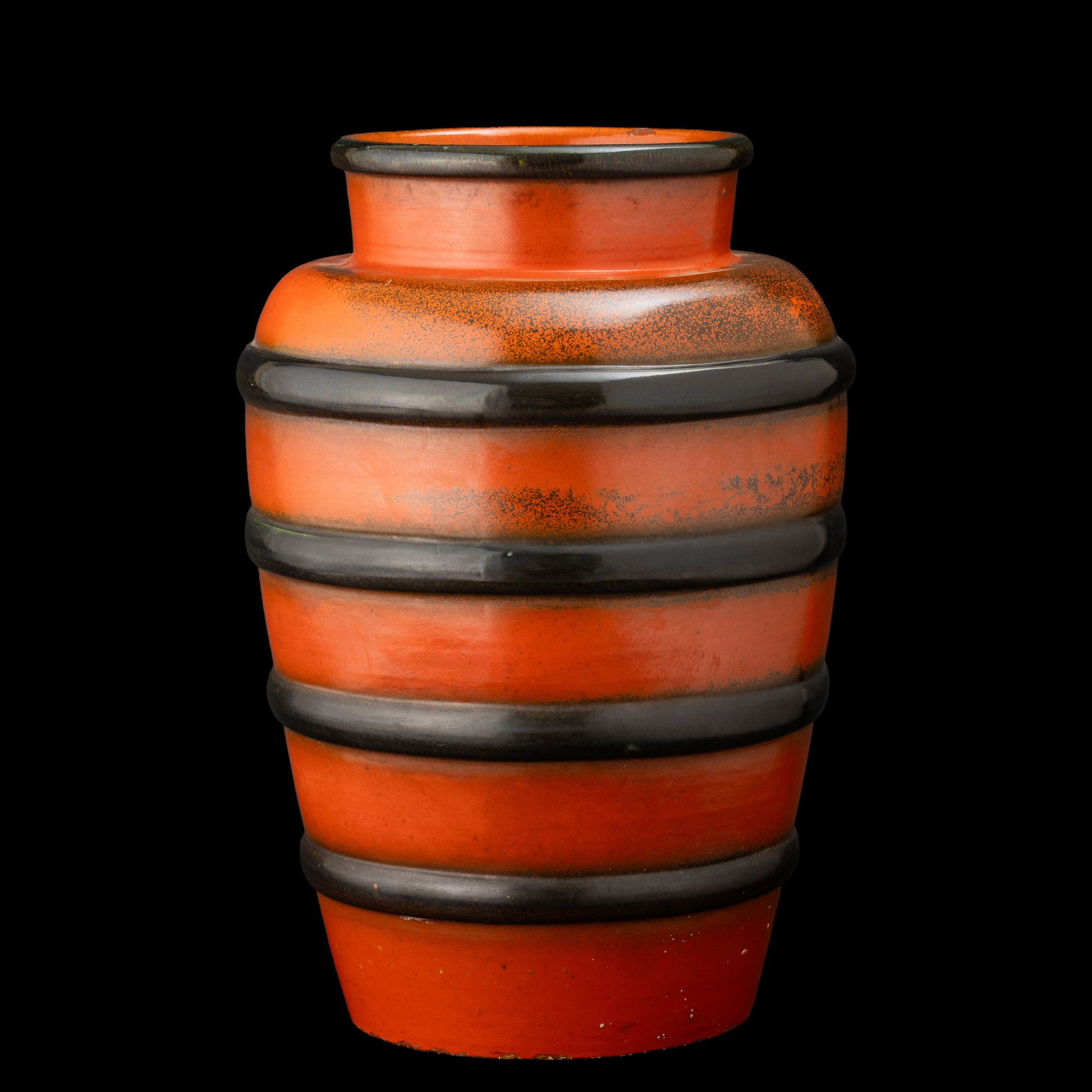 M.G.A., Albisola, vaso in terracotta maiolicata (1940 ca.)
