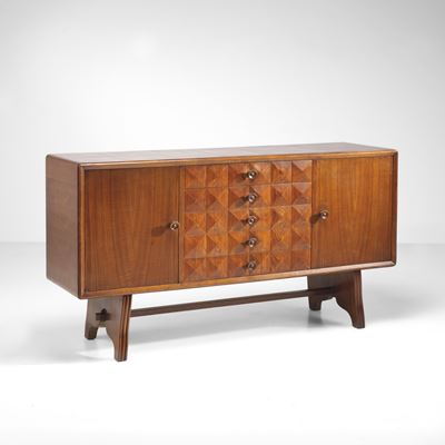 Mobile contenitore in legno scolpito (produzione italiana, circa 1950)