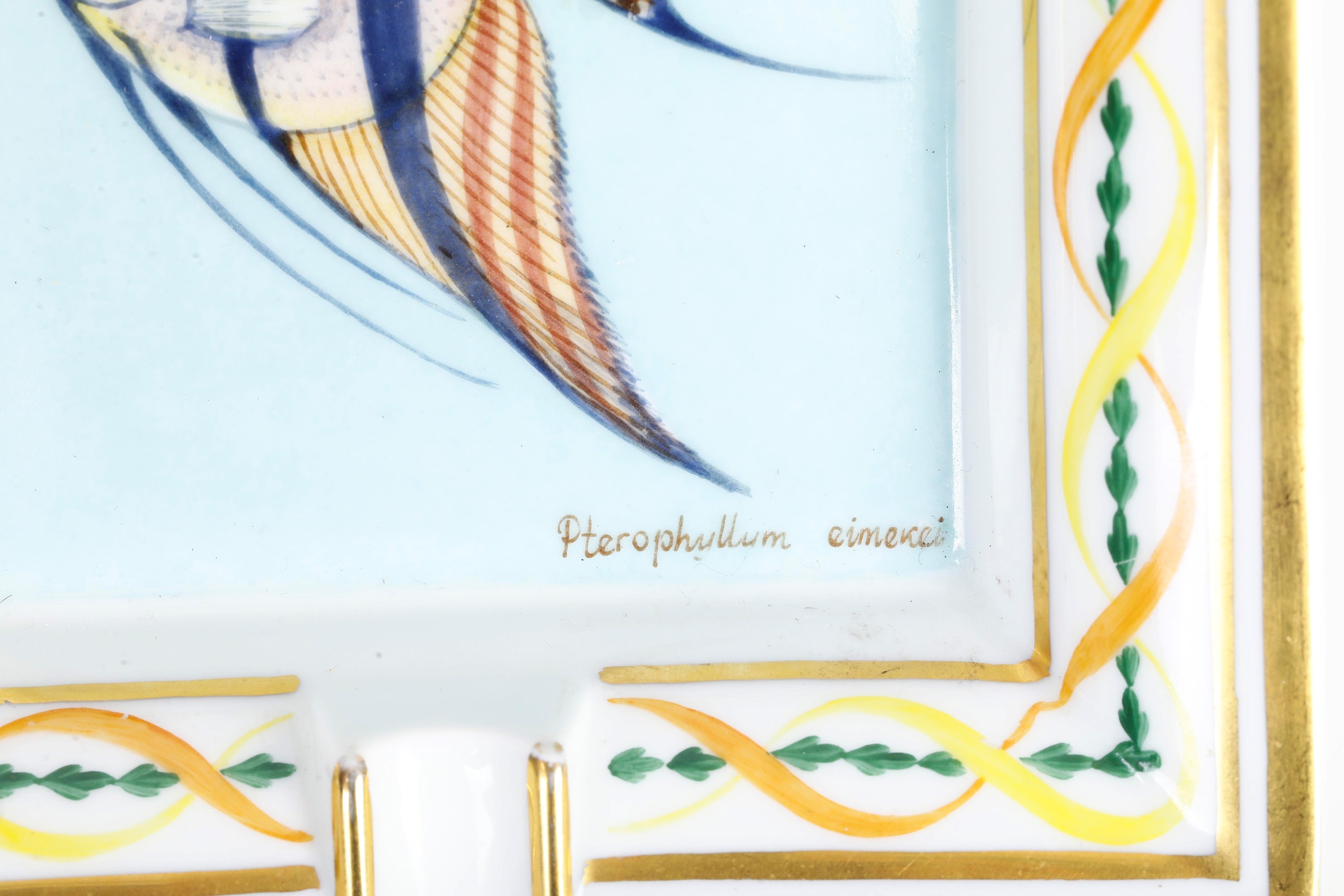 Hermès, Pesce angelo, porcellana dipinta e decorata, anni ’70 del XX secolo