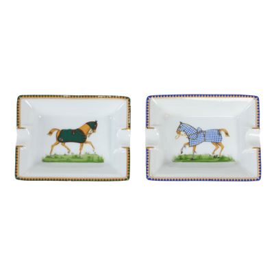 Hermès, Cavallo a copertura (Cheval à la couverture), porcellana dipinta, anni ’70 del XX secolo