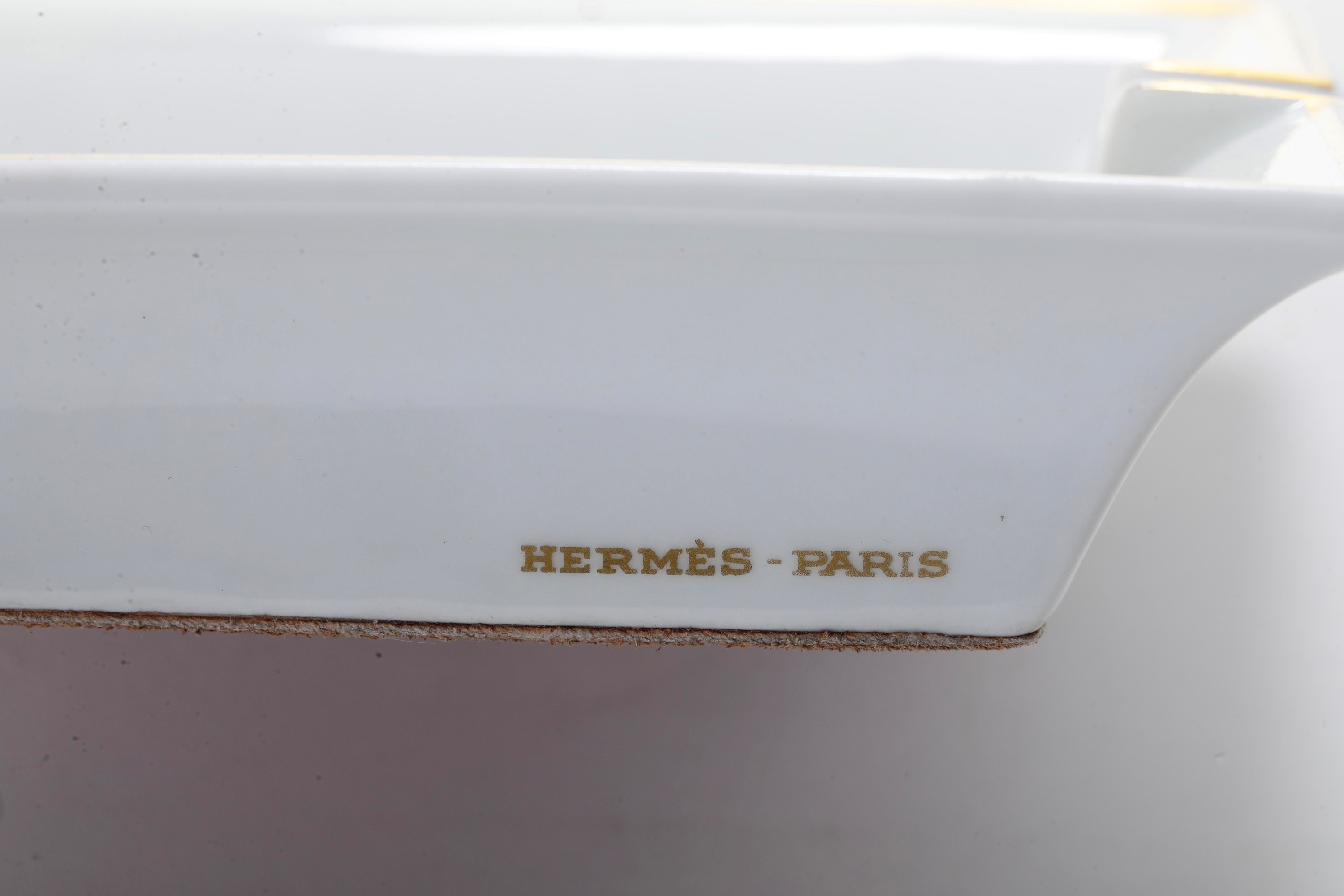 Hermès, Fagiano dorato, porcellana dipinta e dorata, anni '70 del XX secolo