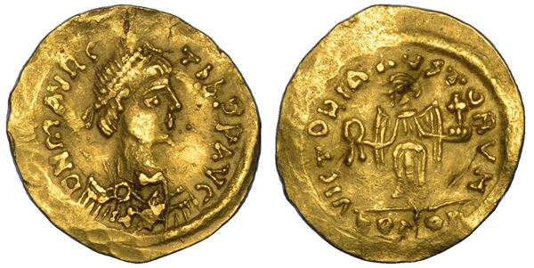 MAURIZIO TIBERIO, 582–602. Tremisse, anni 583–602. Ravenna.