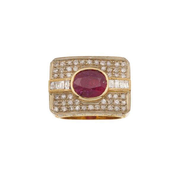 Anello con rubino trattato di ct 5.00 circa e diamanti