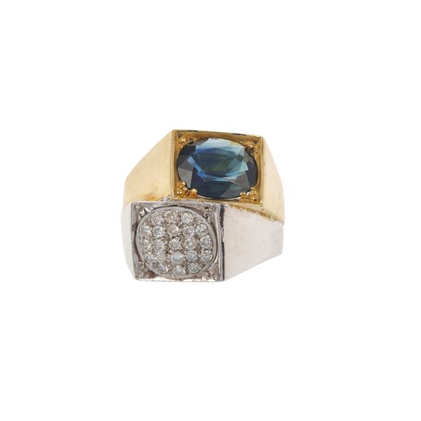 Anello con zaffiro di ct 3.30 circa e pavè di diamanti