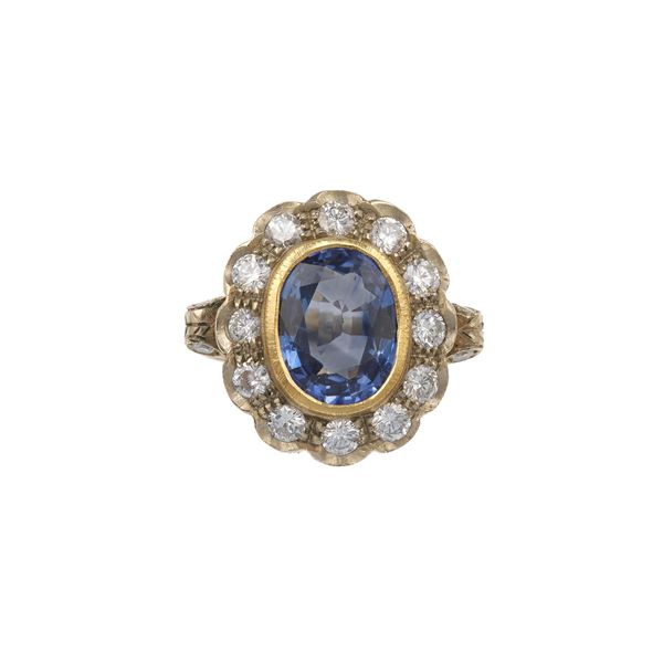 Sapphire, diamond and gold ring