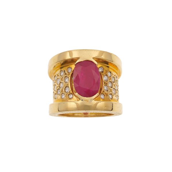 Treatment ruby, diamond and gold ring