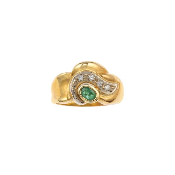 Emerald, diamond and gold ring