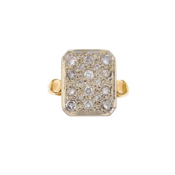 Anello con diamanti per totale ct 0.50 circa