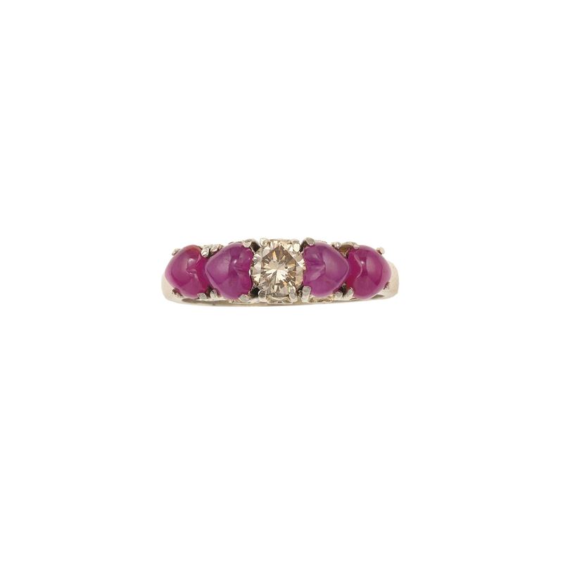 Ruby, diamond and gold ring  - Auction Jewellery, silverware, furnishings, and objets d'art. A charitable bequest. - I - Cambi Casa d'Aste