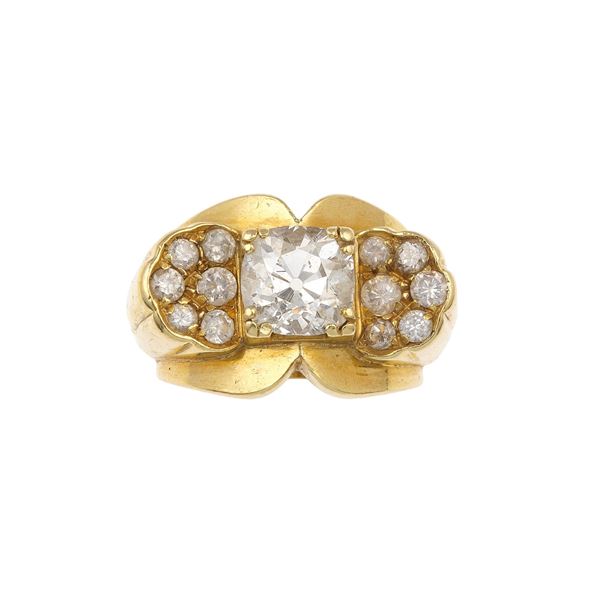 Old-cut diamond and gold ring