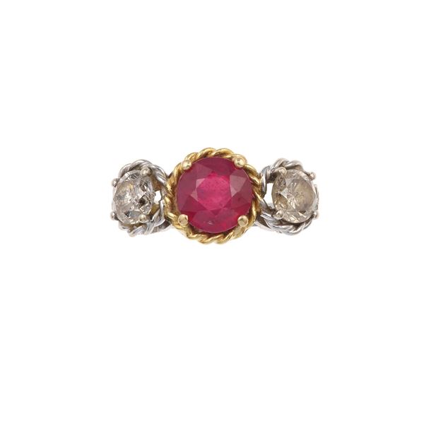 Anello con ametista e diamanti