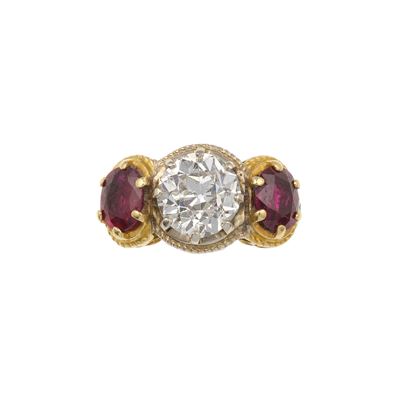 Anello in oro bianco e oro giallo 750/1000 con diamante centrale di vecchio taglio (ct 2.80 ca.) ...