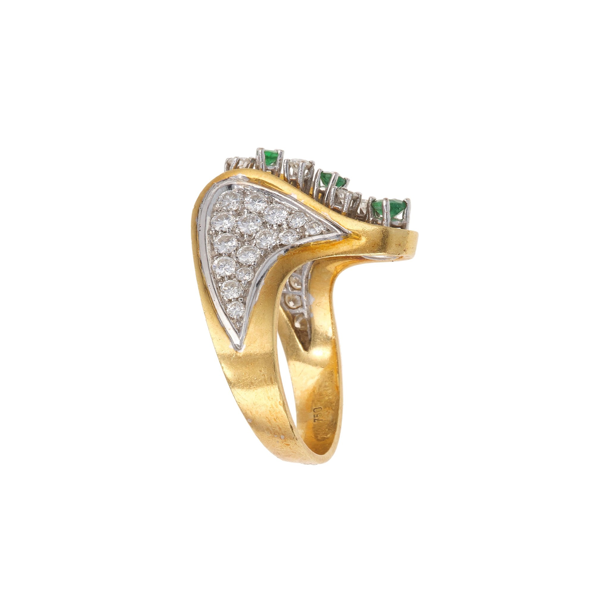 Anello in oro 750/1000 con smeraldi e diamanti